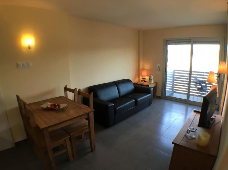 Bonito Apartamento En Avinyo Con Impresionantes Vistas Kültér fotó